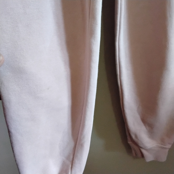Nike Pastel Pink Jogger Sweatpants with Crochet Flower & Logo – Size XS GUC - Picture 9 of 15